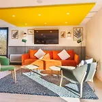 Hotell Campanile Nature - Ferrand Le Brezet Clermont-Ferrand