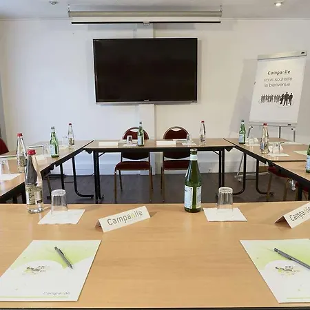 Campanile NATURE - Clermont Ferrand Le Brezet Clermont-Ferrand