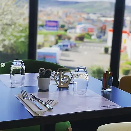 Hotel Campanile NATURE - Clermont Ferrand Le Brezet 3*