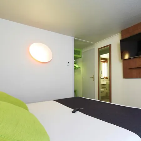 Hotel Campanile Ferrand - Le Brezet