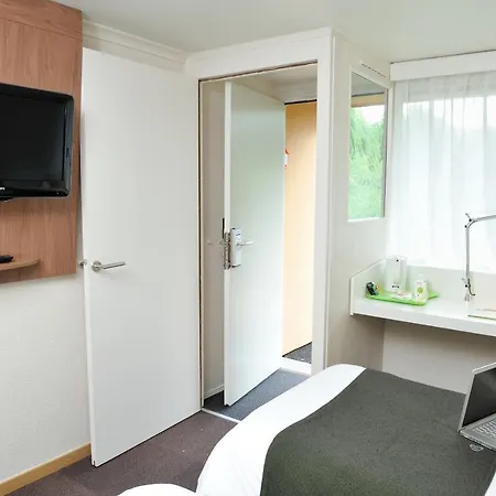 Campanile Ferrand - Le Brezet 3*