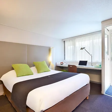 Hotel Campanile Ferrand - Le Brezet