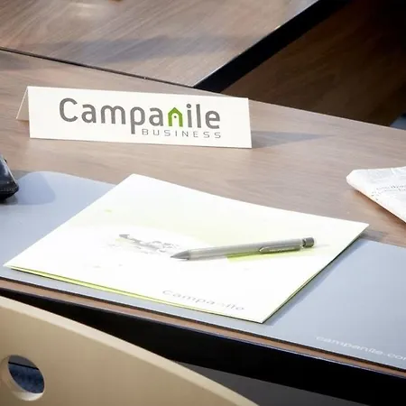 Hotel Campanile NATURE - Clermont Ferrand Le Brezet 3*