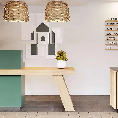 Campanile NATURE - Clermont Ferrand Le Brezet 3*