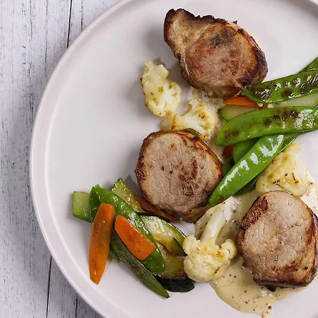 Hotel Campanile NATURE - Clermont Ferrand Le Brezet 3*