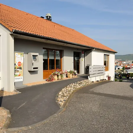 Campanile NATURE - Clermont Ferrand Le Brezet 3* Clermont-Ferrand