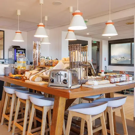 Campanile Nature - Ferrand Le Brezet 3*