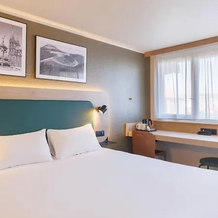 Campanile Nature - Ferrand Le Brezet 3* Clermont-Ferrand