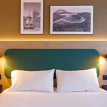 Hotel Campanile Nature - Ferrand Le Brezet 3*