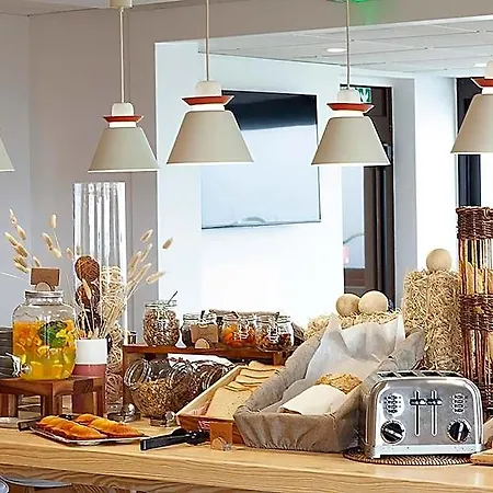 Hotel Campanile Nature - Ferrand Le Brezet Clermont-Ferrand
