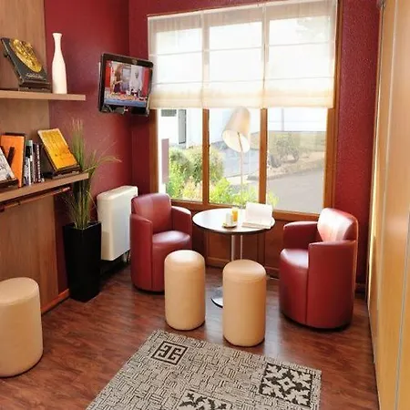 Campanile Ferrand - Le Brezet Hotel 3*