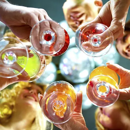 Hotel Campanile NATURE - Clermont Ferrand Le Brezet 3*