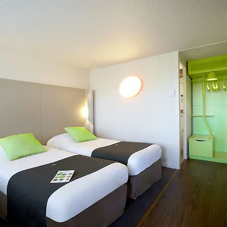 Hotel Campanile Nature - Ferrand Le Brezet