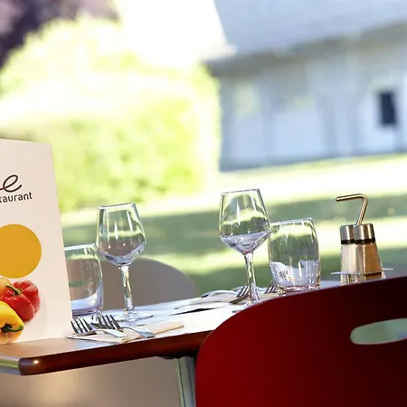 Campanile Nature - Ferrand Le Brezet 3*