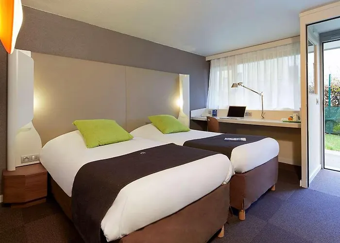 Campanile Nature - Ferrand Le Brezet Hotel