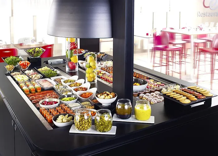 Hotell Campanile Nature - Ferrand Le Brezet 3*