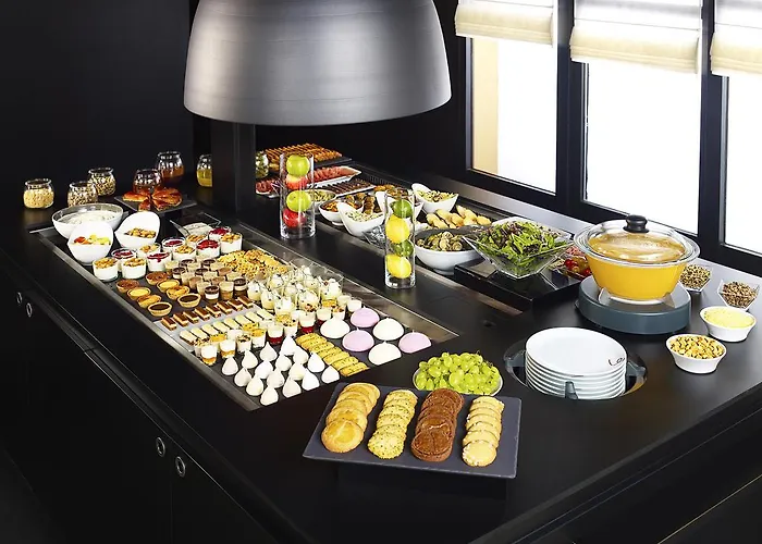 Hotell Campanile Nature - Ferrand Le Brezet Clermont-Ferrand