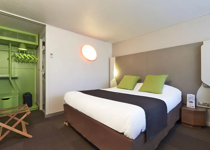 Campanile Nature - Ferrand Le Brezet 3* Клермон-Ферран