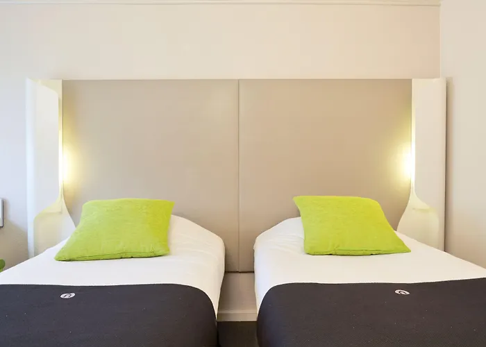 Отель Campanile Nature - Ferrand Le Brezet