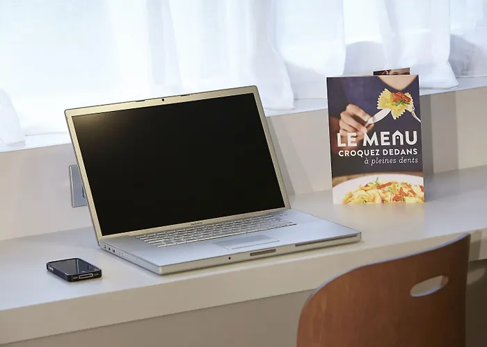 Campanile Nature - Ferrand Le Brezet Hotel 3*