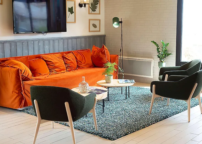 Campanile Nature - Ferrand Le Brezet Отель Клермон-Ферран